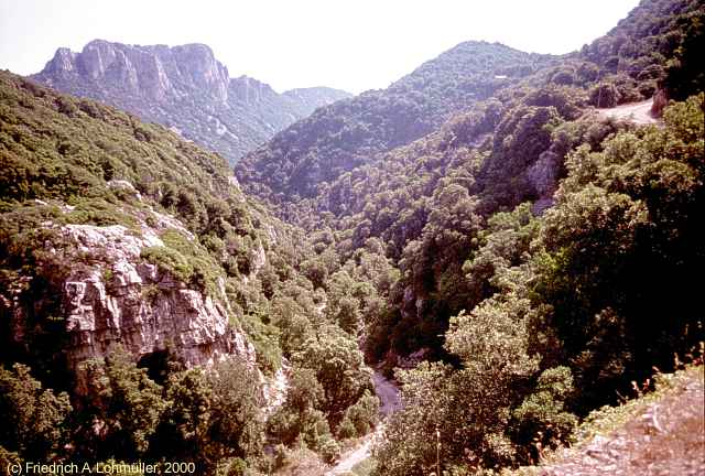 Arcu Genna Bogai, Iglesias